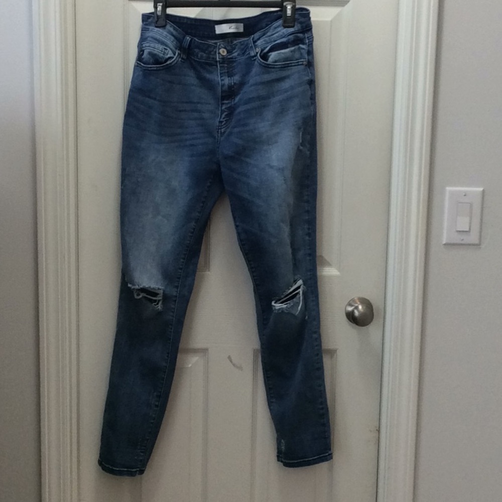 KanCan women's straight fit jeans